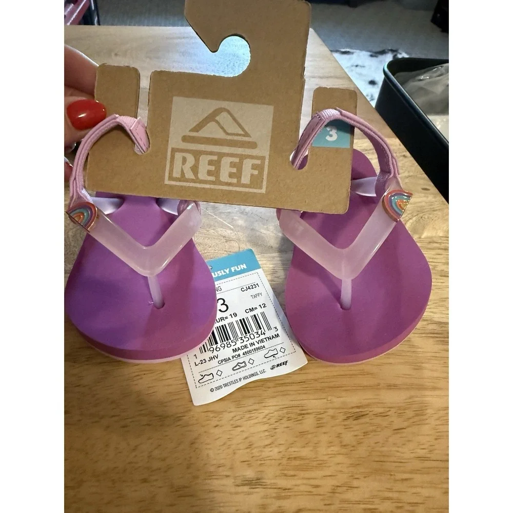 Reef Girls Little Charming Sandal, Taffy, Size‎ 3 Little Kid, New